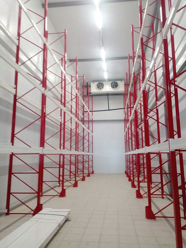 Мясокомбинат оснастил склад-холодильник стеллажным оборудованием в Саранске